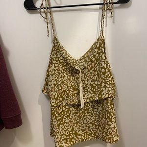 Size M, never worn with tags